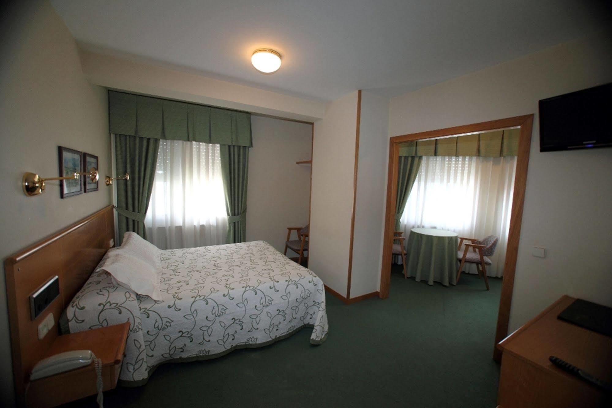 Hotel Ramos Silleda Luaran gambar